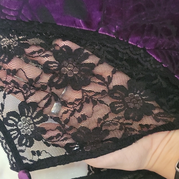 Hot Topic Nightmare Before Christmas Purple Velvet Burnout Dress NWT - Picture 7 of 7